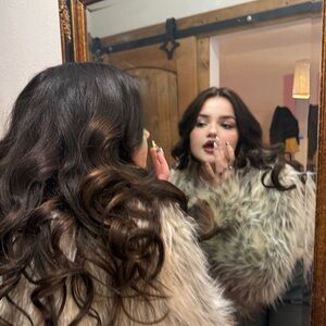 Meet your Posher, Lil Iz